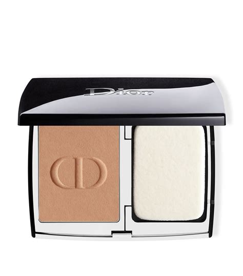 dior forever natural velvet compact.